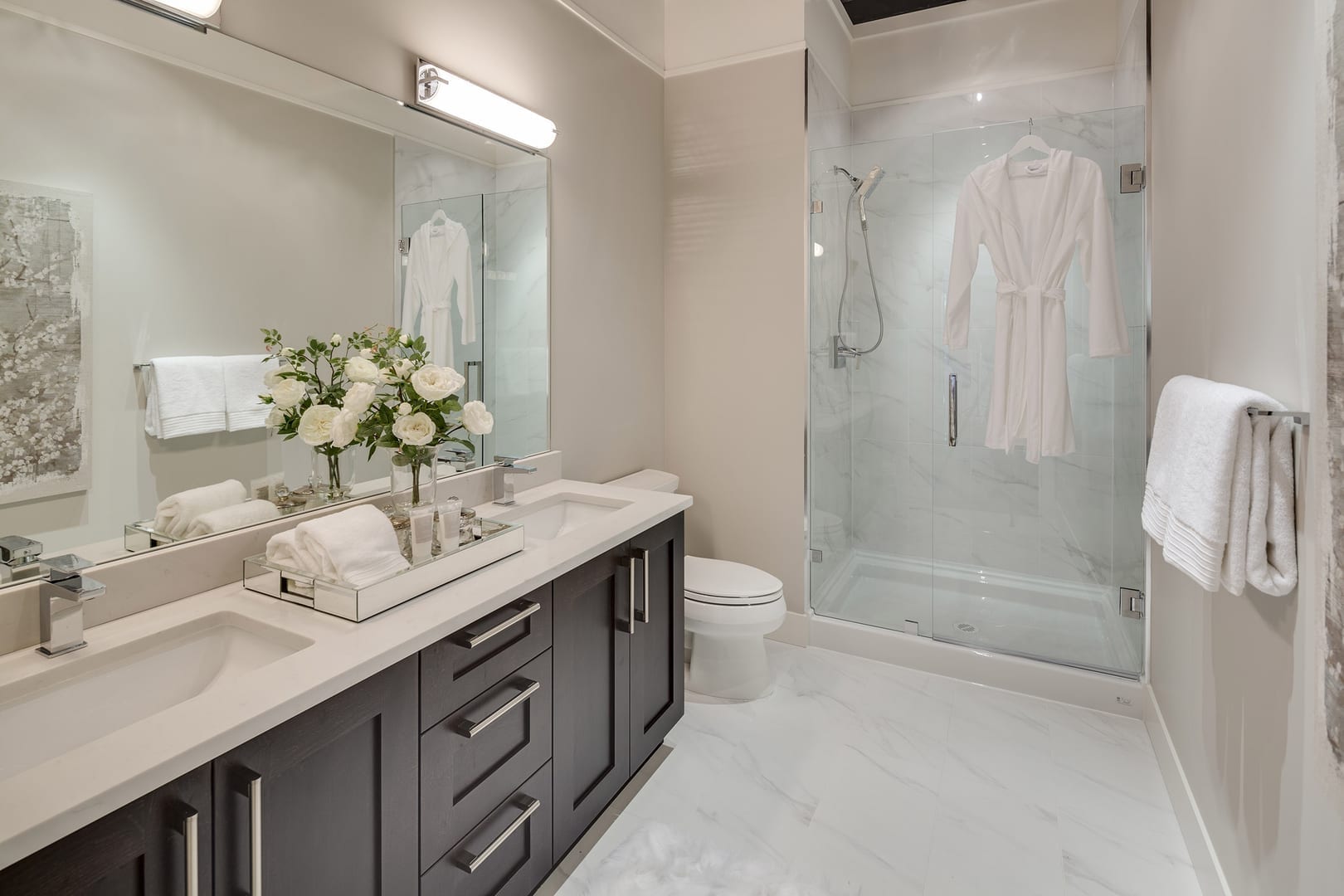 staging-your-bathrooms-and-getting-it-ready-to-show-and-sell-glen